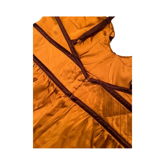 VINTAGE MODA INTERNATIONAL Golden Silk Bustier Cami from Victoria’s Secret - Picture 3 of 3